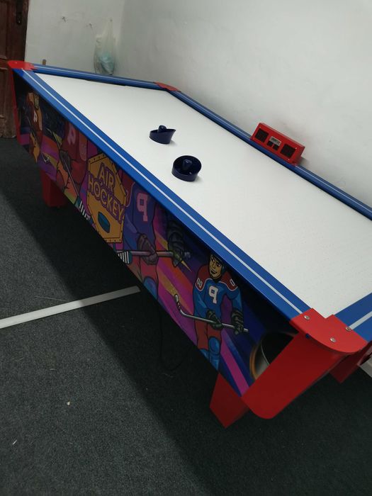 Въздушен хокей нов