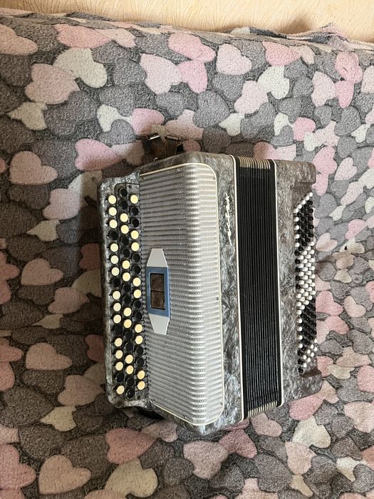 Продам баян баян