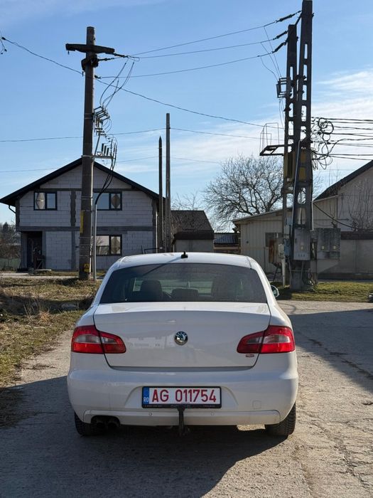 Vand/Schimb Skoda Superb 2011