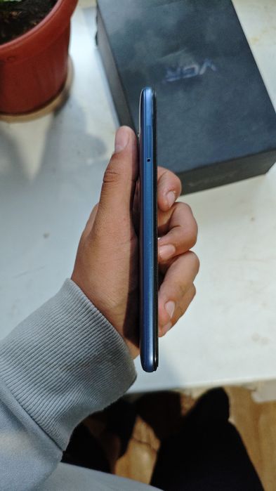 Xiaomi  poco  f1 128гб