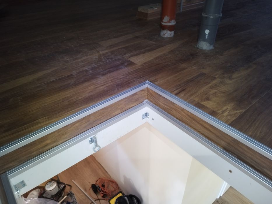 Монтаж , редене на ламиниран паркет - ламинат
