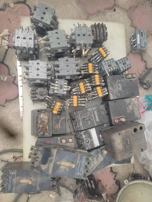 Продам автоматы по электричеству и точильные станки