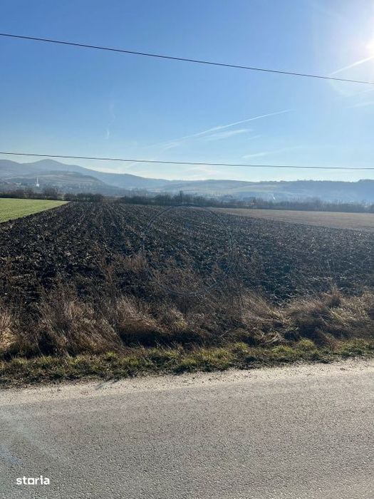 Teren extravilan de vanzare – 8.188 mp