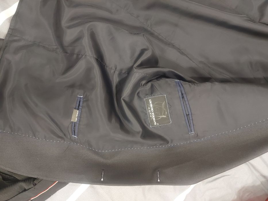 Продам мужской костюм