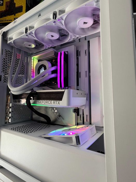 PC Ryzen™ 7 9800X3D/B650E Stealth/RTX 5070/32GB/750W Gold/Garantie/TVA