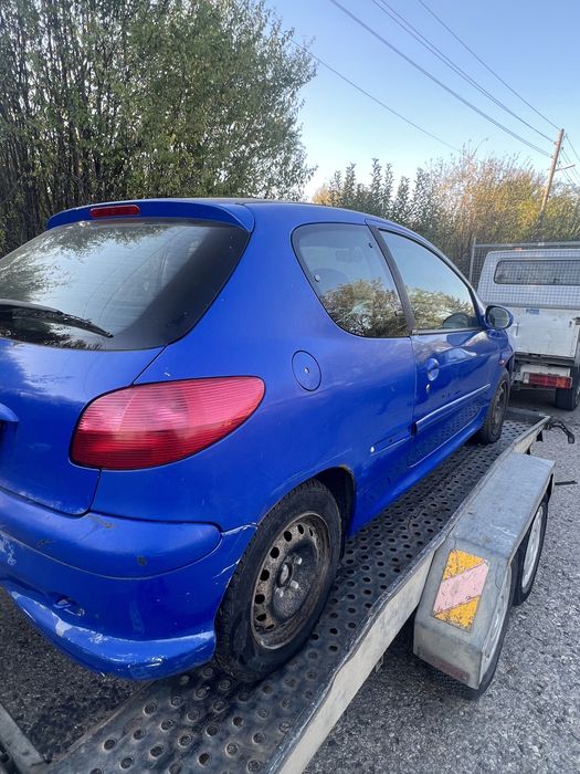 Peugeot 206 НА ЧАСТИ