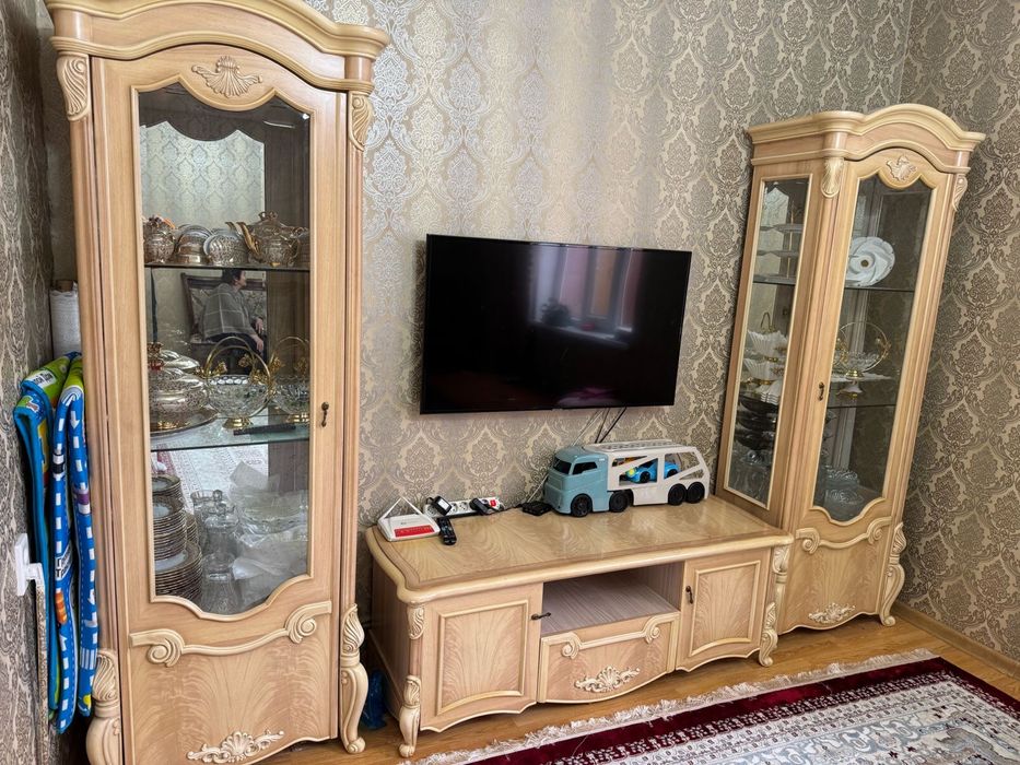 Горка,мебель для спальной б/у продается