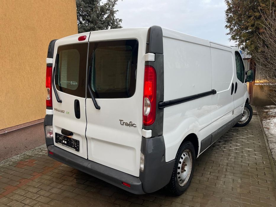 Renault Trafic 2.0 dCi 115cp 2011