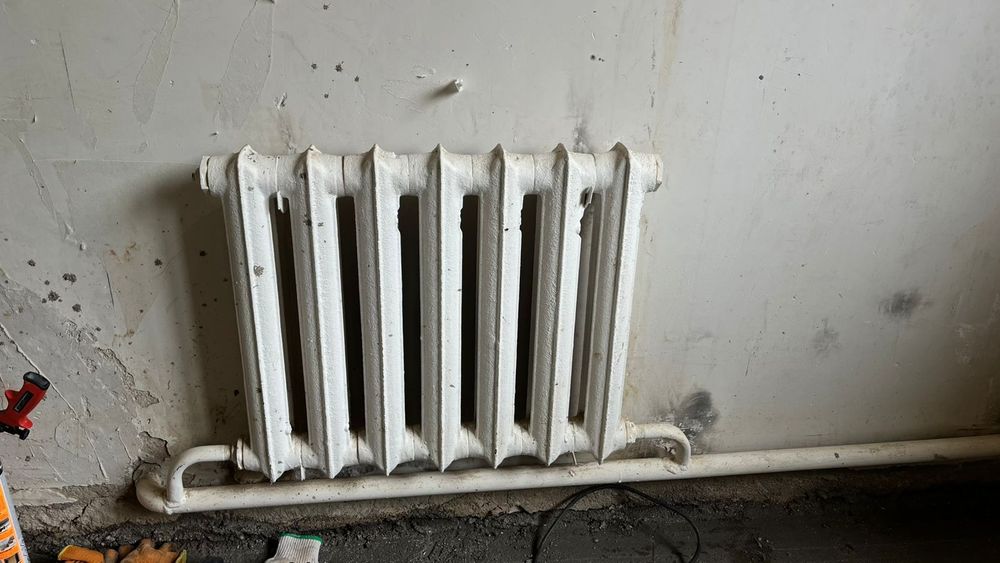 Продам чугунные батареи