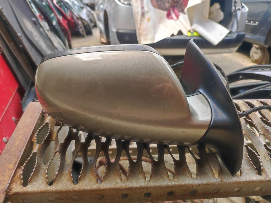 Дясно ел.огледало за Пежо-307