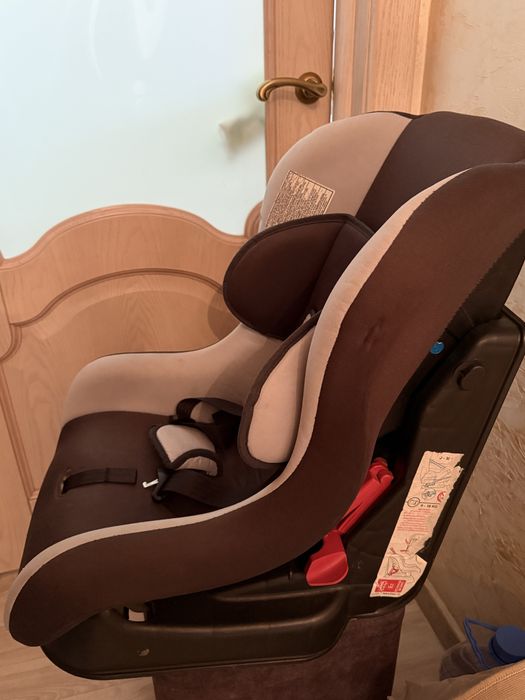 Автокресло на 9-18 кг