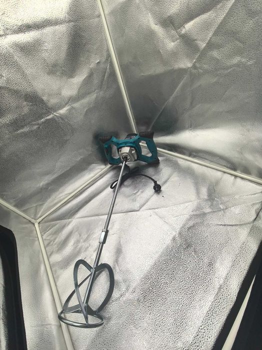 Mixer electric profesional 2800W putere si control