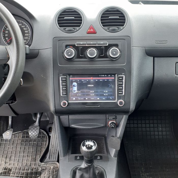 Vând  WV Caddy 1.6 TDI Blue Motion din 2011