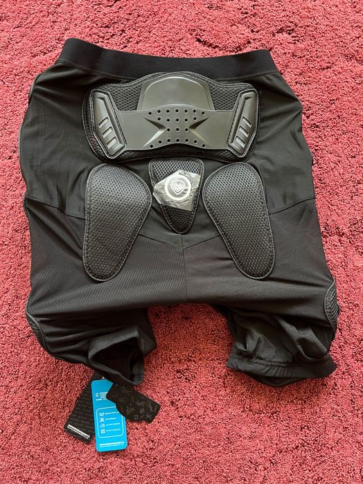 Scurti pantaloni de protectie pentru motociclete moto shorts