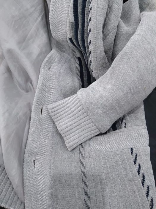 Продам теплый свитер