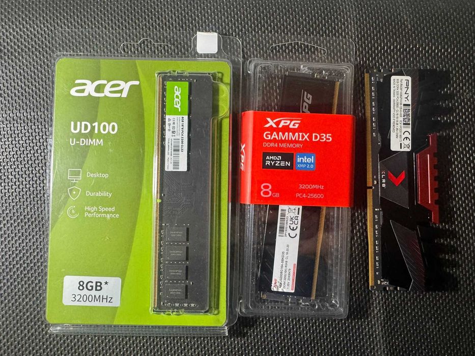 Memorie RAM 8GB DDR4 3200MHz Desktop PC Acer XPG PNY