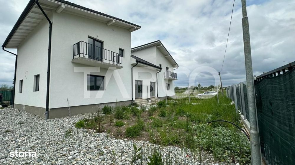Casa de tip duplex cu curte libera 195 mp acces 2 strazi Mohu Sibiu