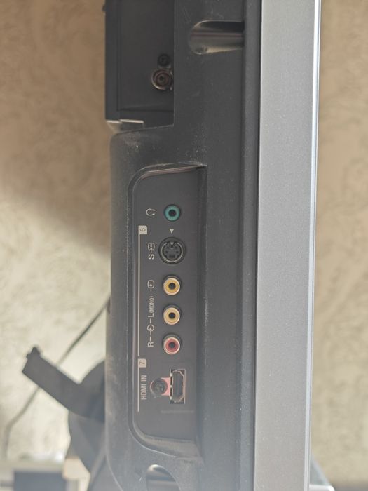 Телевизор Sony Bravia 32 дюйма

Продам телевизор Sony Bravi