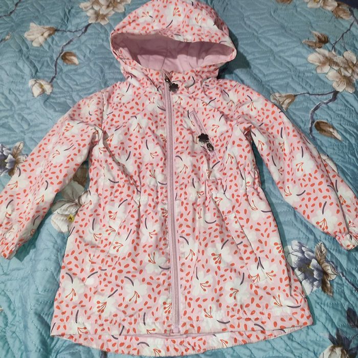 Ветровка для девочки