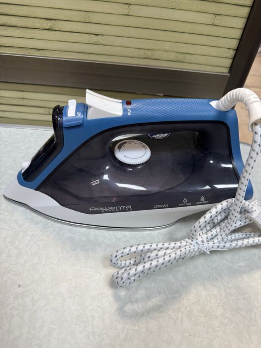 Парна ютия Rowenta DX1550D1