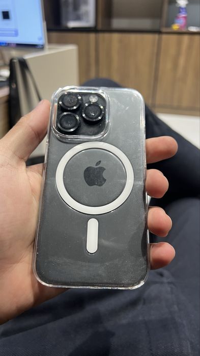 iPhone 15 Pro 256 GB Esim