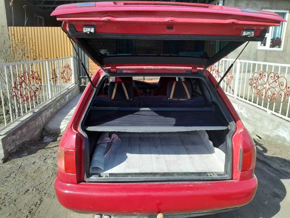 Ауди универсал A6