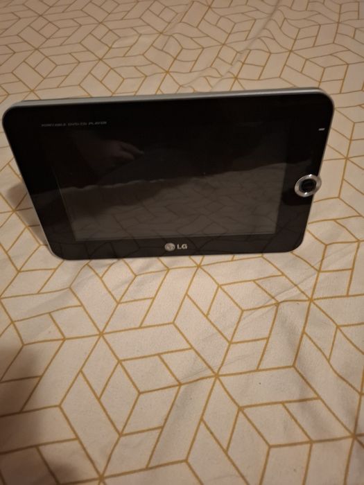 Dvd player cd player portabil