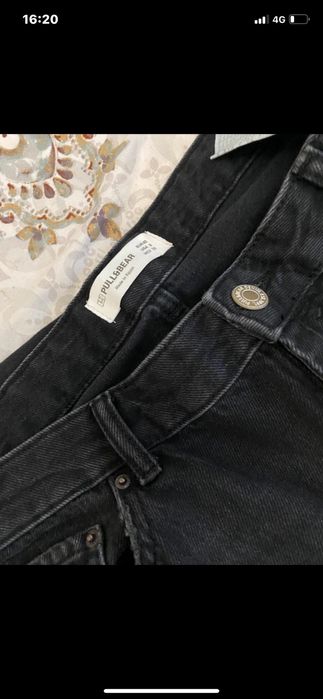 Vând blugi nou fără eticheta ,mărimea 40