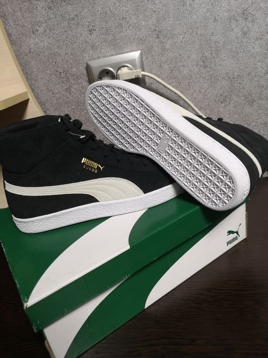 Продажа новых кед.