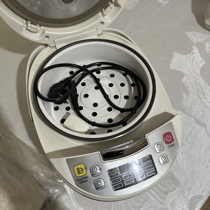 Продам мультиварку Redmond