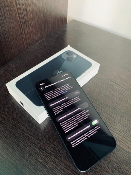 Айфон 13 емкость 90%