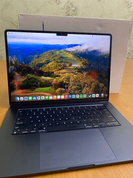 Macbook Air M2 15 8/256
