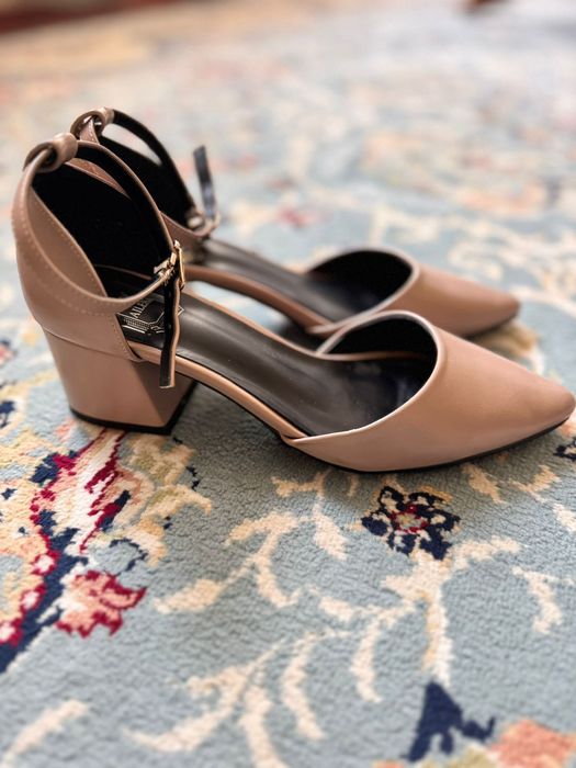 Продам туфли каблук