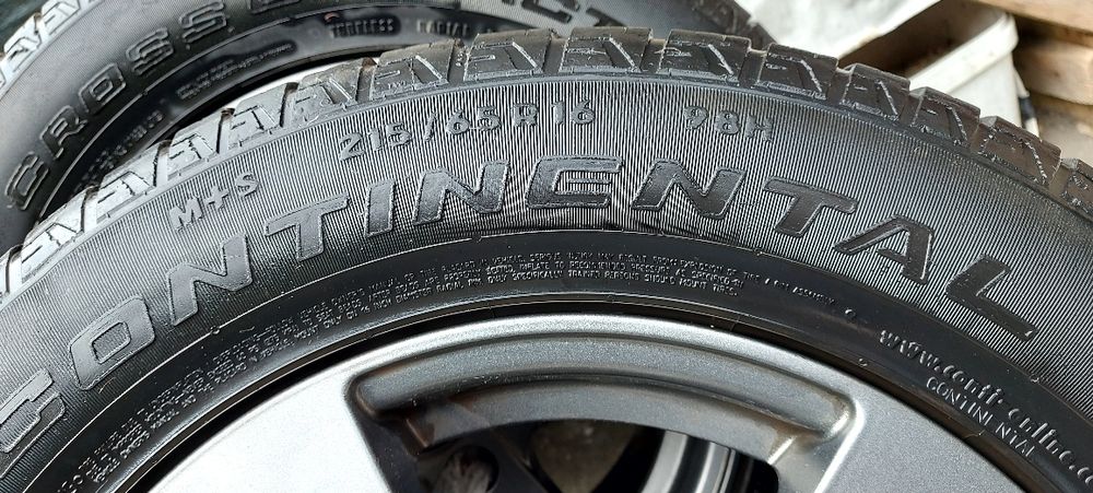 Vând 4 anvelope Continental 215/65/16M+S