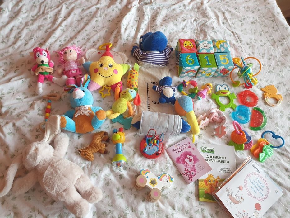 Голям лот играчки