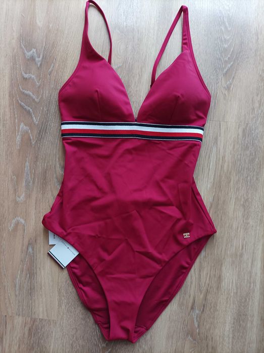 Tommy Hilfiger Нови бански S/L размер