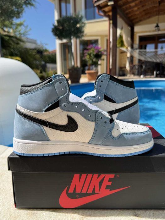 Jordan 1 High Retro UNC University Blue 39 EUR Кецове + Кутия + Връзки