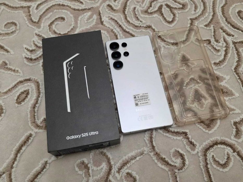 Продам Samsung S25 Ultra 256 gb белого цвета white