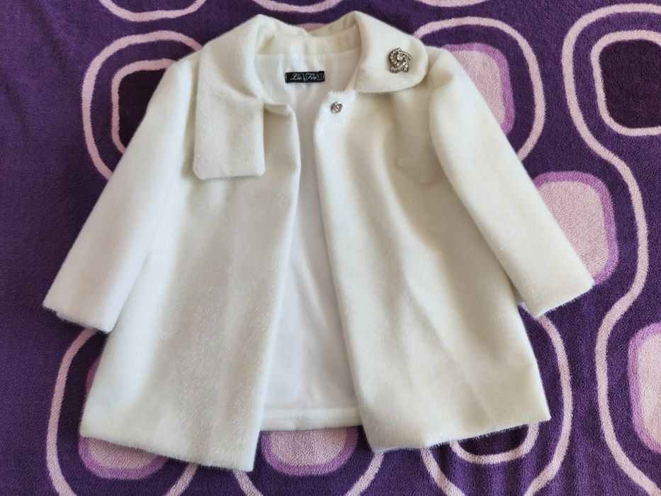 JACHETA IVORY mirese și nu numai...