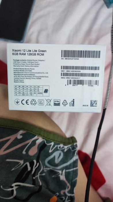 Продам ми 12 лайт