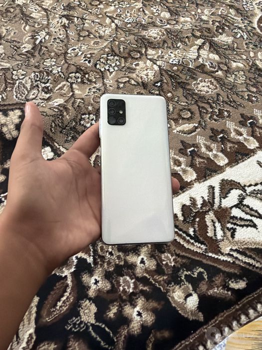 Samsung Galaxy A51