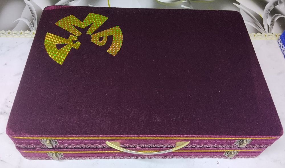 Velyur futlar (g'ilof)