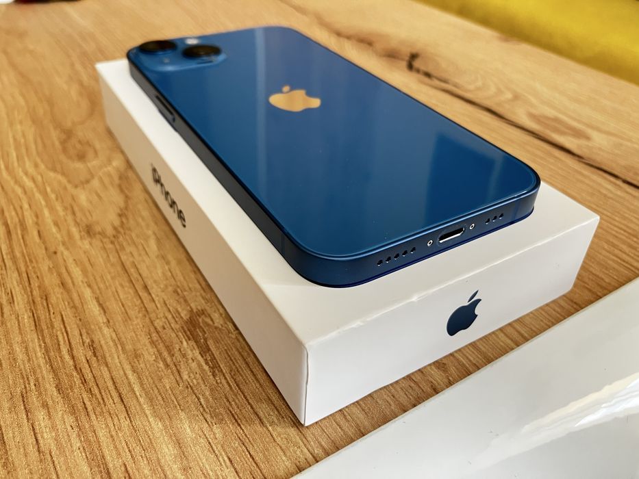 Iphone 13 Blue 256GB безупречен