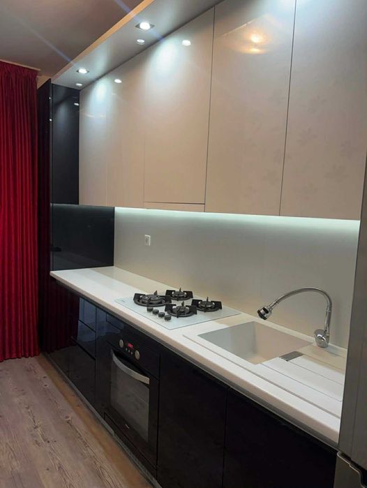 Chirie ap. Lux , studio 1 camera ARED