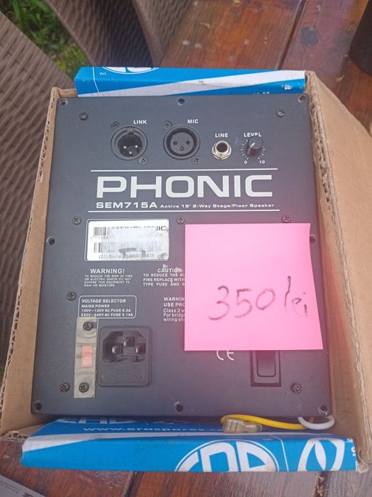Aparat cu telecomanda folosi foarte putin