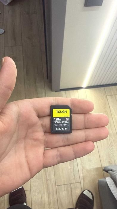 Sony SF G TOUGH V90 SDXC 128 GB Карта памяти