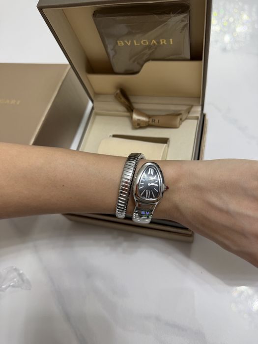 Часы Bulgvri Serpenti