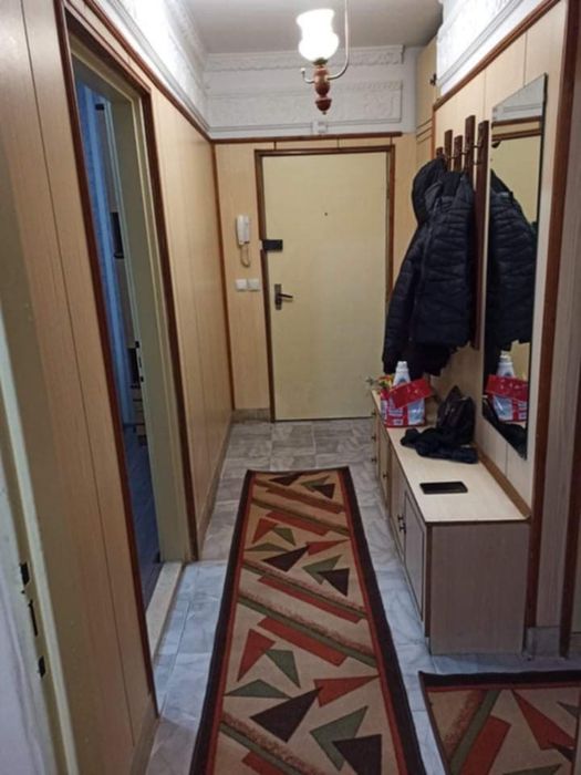 Дава се под наем Тристаен апартамент в Плевен, Сторгозия - 80 кв.м за 280.5 € - Снимка #1