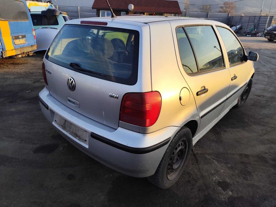 VW Polo 1.9SDI - 64к.с - 2001г. на части