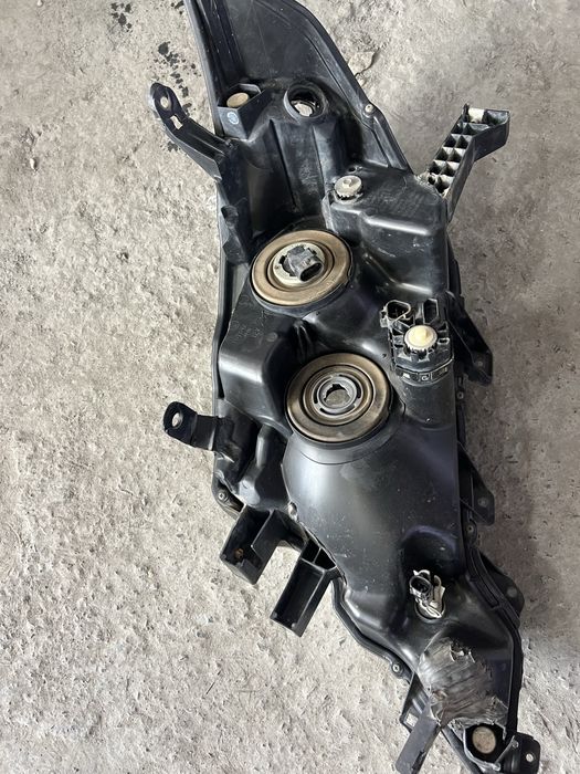 Продам фары на прадо 150